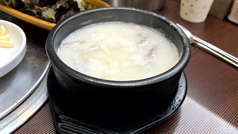 경주 국밥집에서 딸이 좋아하는 맛