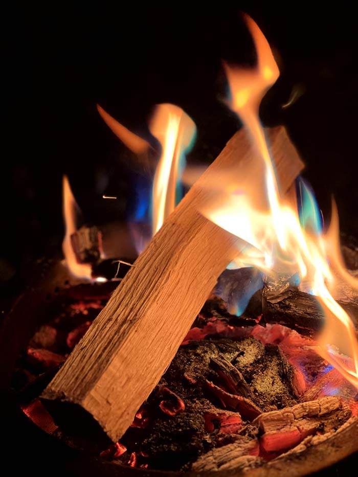 캠핑의 백미인 불멍의 시간